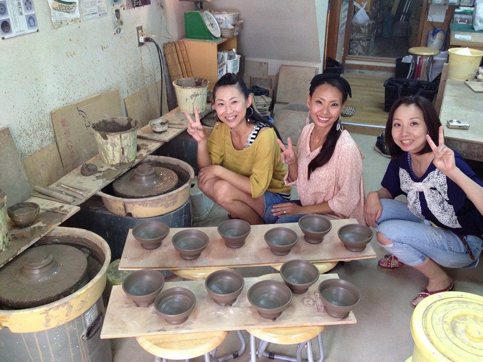 素焼きの器にお絵描き【陶芸・絵付け体験】小さなお子様歓迎♪♪/もん