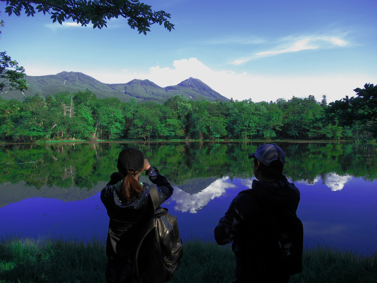 �m���܌΂ƒm���A�R�����o����i���������y���݂Ȃ���U�􂵂܂��B