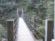サツキ吊橋。サツキ吊橋を渡ってから楠川歩道に。これから山道になります。