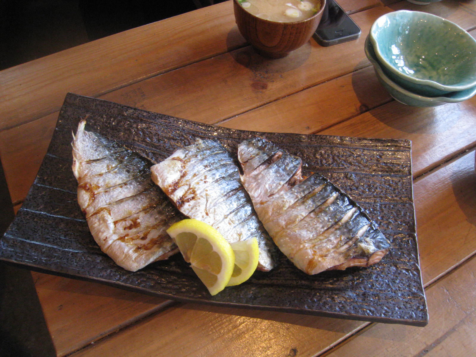オプション釣りパックプラン】当店で釣った魚を屋内ダイニングで食べ 