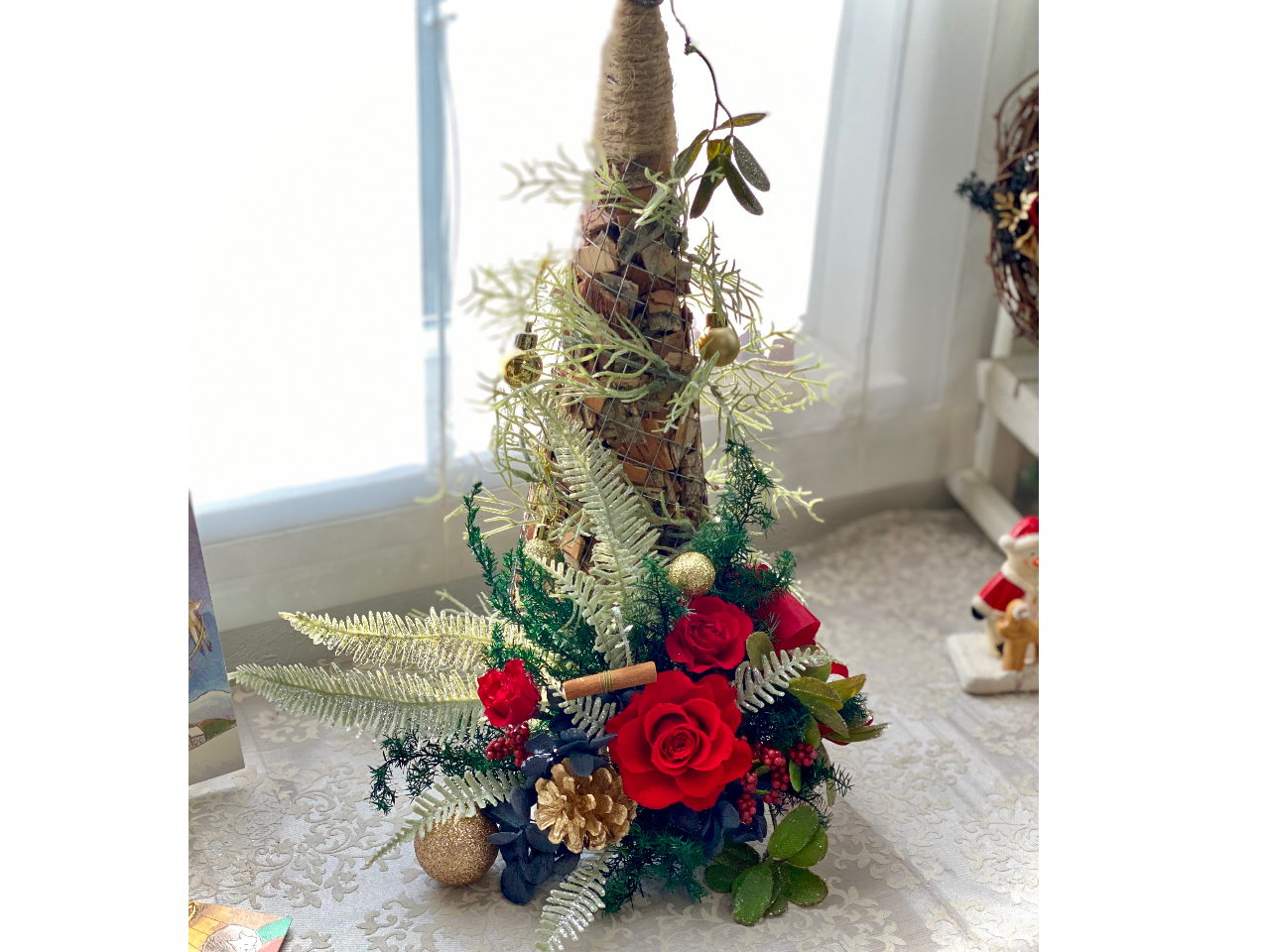 キラキララメ素材が、画像ではわかりにくか残念ですが、蛍光灯の灯りでチカチカキラキラ、大人のクリスマスムードたっぷりです。