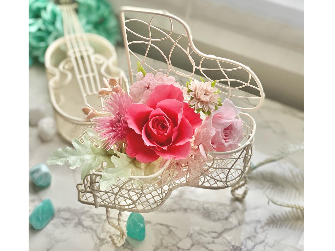 ԁivU[uht[j̐F͑Iׂ܂B