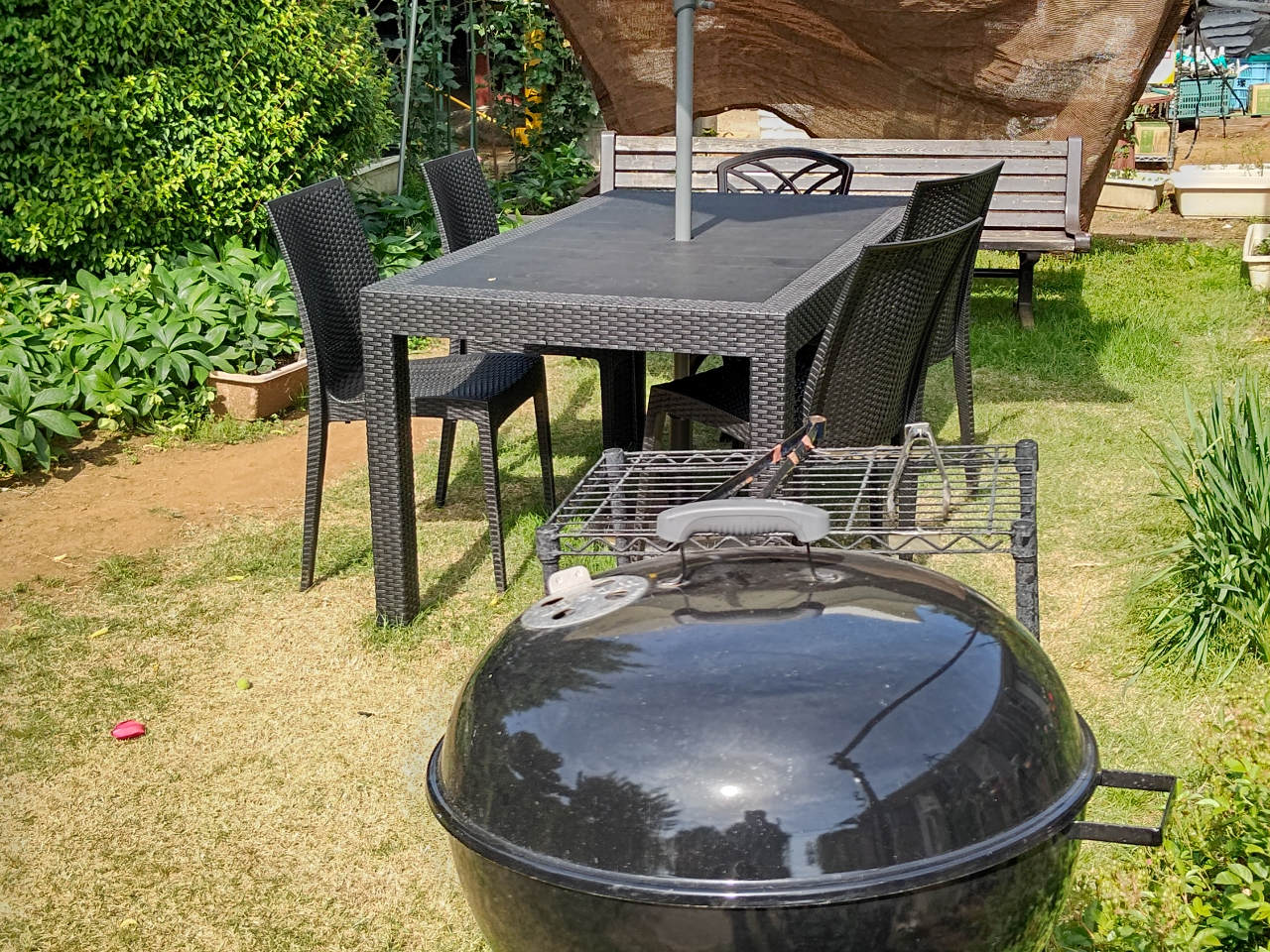 �Ő��ȃe�[�u����BBQ�R�����B 