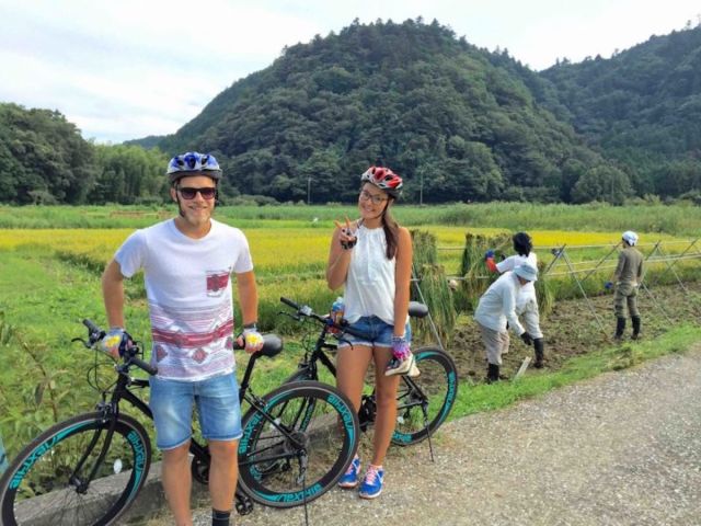 季節ごとに変わる里山の風景や、地元の人との触れ合いも楽しみの一つ