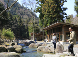 �y�����\���Œނ���\�z�厩�R�Ɉ͂܂�k���ނ���y���߂܂����݂��ƃ����^����a�����n�w�����\�Ȃ��߁A��Ԃ�Œނ聕BBQ���y���߂�A�E�g�h�A�{�݂ł��I