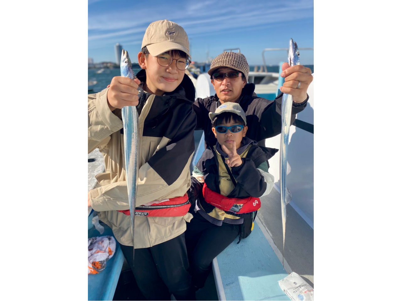 「タチウオ釣り」8月下旬〜11月ころ