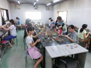 バーナーワークは道具や作業がシンプルなので、お子さまからご年配の方まで幅広く楽しむことができます。