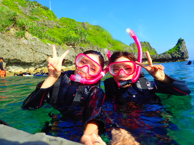 海に入って、いざ出発!