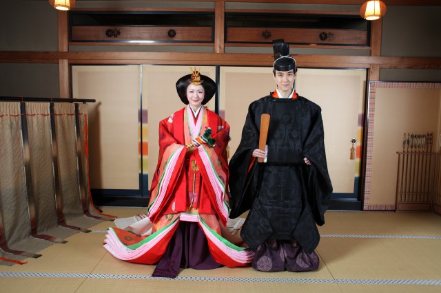 衣冠、おすべらかし