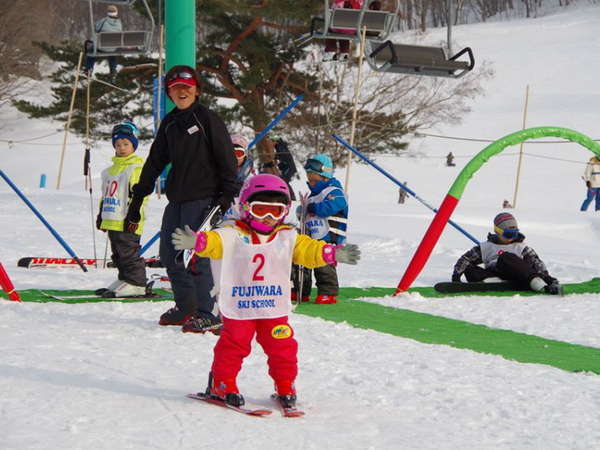 水上高原　藤原スキー場 1日券　大人+子供 水上高原 藤原スキー場 1日券 大人+子供 群馬県みなかみ町の