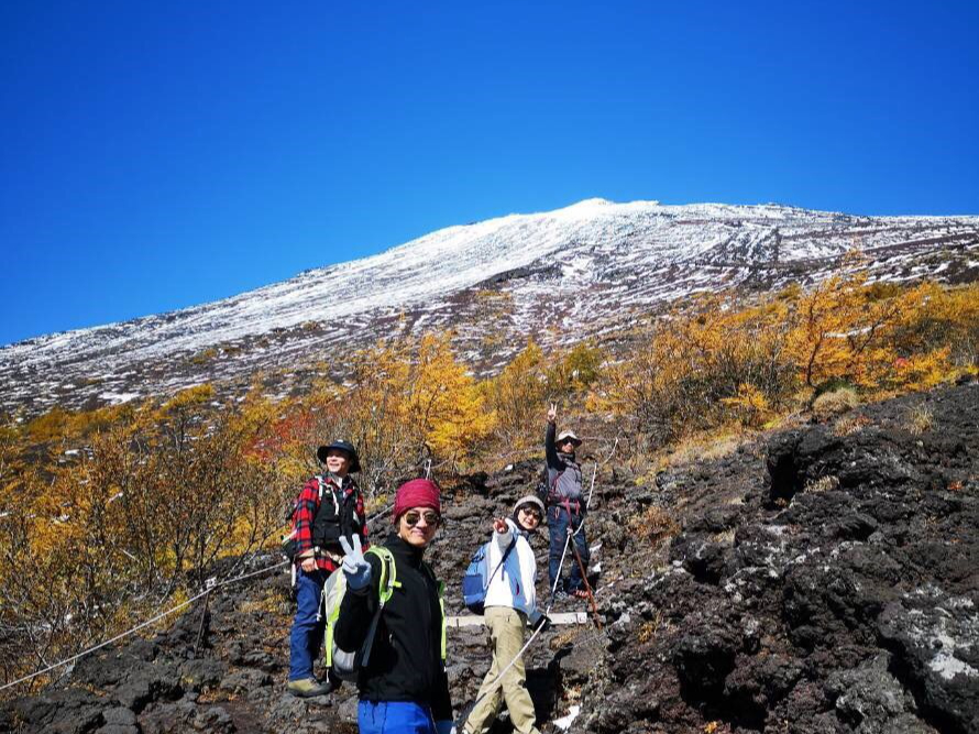 5�A6���͎R���ɂ͂܂���������ƐႪ�E�E