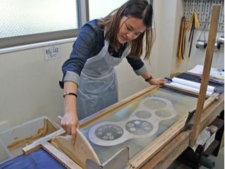 伝統工芸に入門 お持ち帰りできる手拭 手ぬぐい 染め体験 Beauty Of Japan じゃらん遊び体験