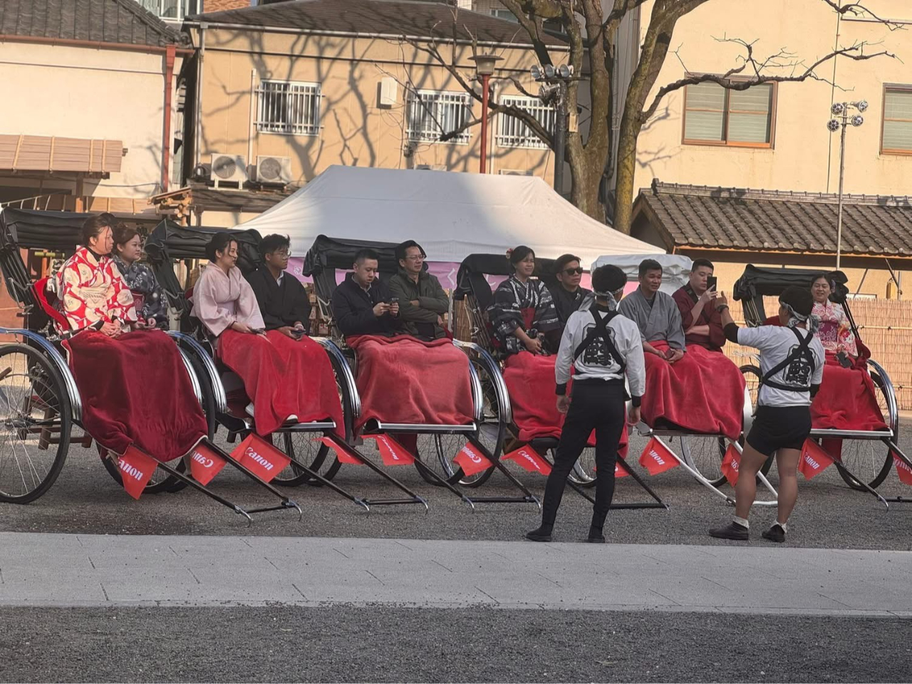 �c�̗l�ł̐󑐊ό��͐l�͎Ԃɂ��C������������