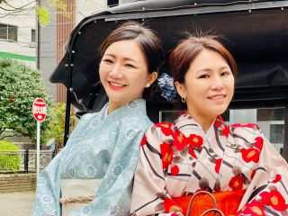 老舗人力車ならでは、消費税アップ後も変わらない料金ですので、地域最安値です。本物のクオリティーの人力車を地域最安値で!人力車から見る景色は最高です