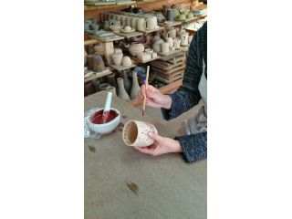 気軽にできる絵付け体験♪火曜と木曜は夜間コースも開講♪