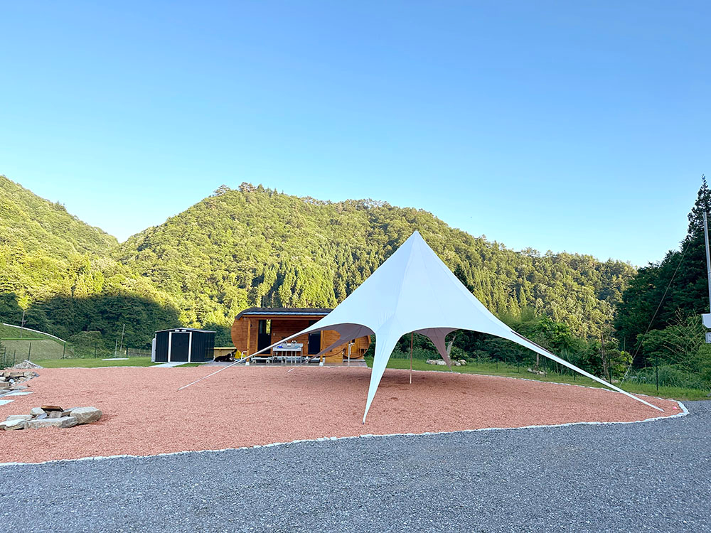 ひろい敷地を貸し切りで自由に使うことができます