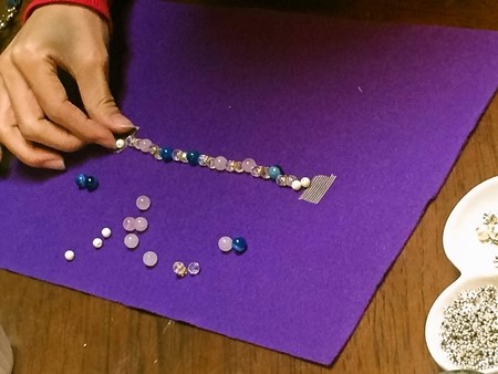 選んだ石はお好きな順番に並べていきます