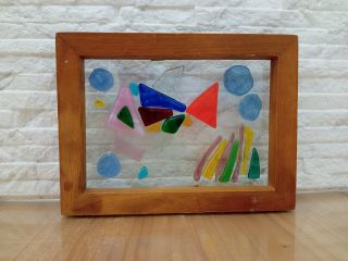 好きなカラーガラスを額縁に張り付けて完成!