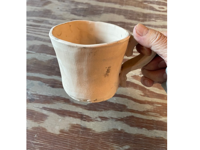 例:大きいサイズのマグカップ1個作れます。