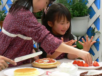 �N���[�v�́A�����g�Ŏ��n�������������g���Ă���肢�������܂��B���Ƒ��₨�F�B�ƈꏏ�ɂ�����肨�����オ�艺������