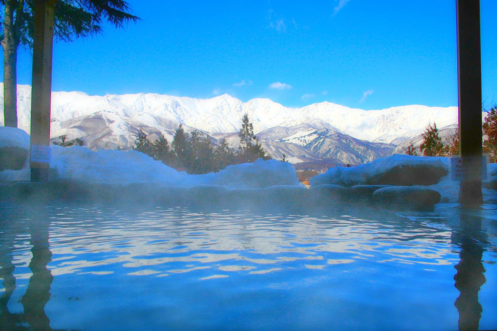 白馬で滑ろっ リフト１日券 温泉 白馬さのさかスキー場 リフト１日券 ホテルで温泉入浴 タオルつけちゃいます クーポン利用ok 半日券より安い衝撃プライス 白馬ハイランドホテル じゃらん遊び体験