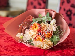 D:花束(赤色) E:花束(ピンク色) F:花束(オレンジ色) ※写真はイメージです