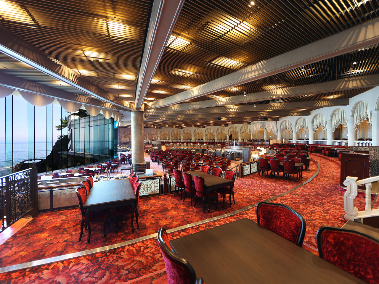 メインダイニング錦