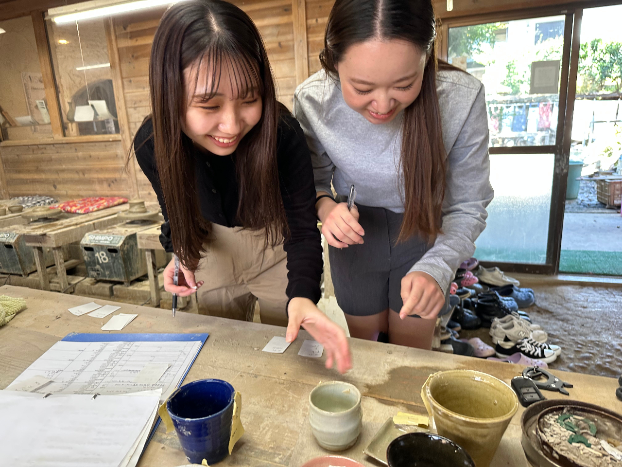 ֖10ނpӂĂ܂BFɂĂdオ肪ƂĂς܂I