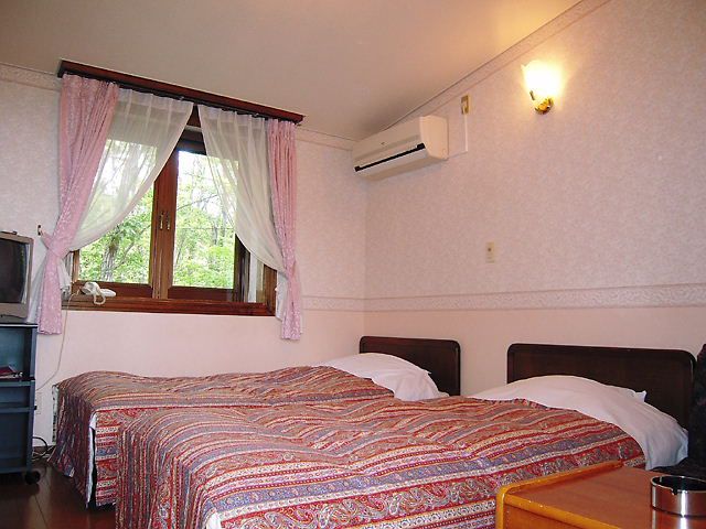 客室一例 ダブル室が埋まっているとき等はツインのお部屋になります