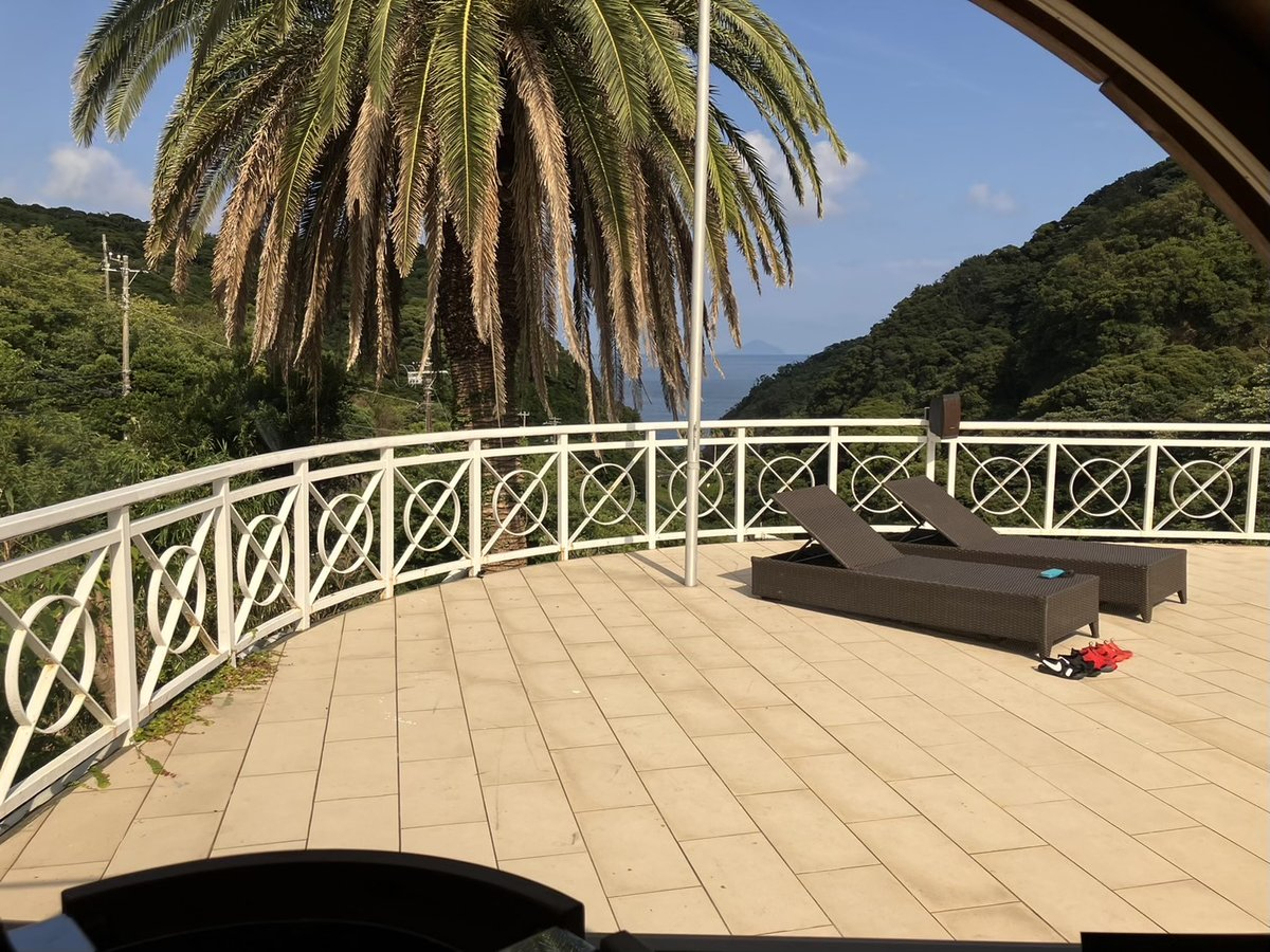 『100度超え極熱ロウリュウバレルサウナ』からは絶景オーシャンビューをご覧頂けます♪