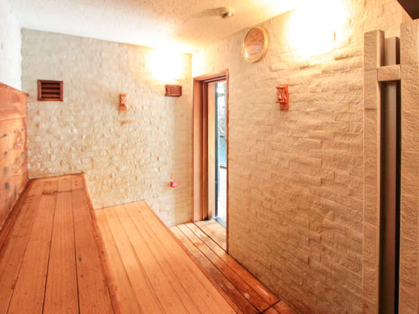 ���ܗ��s��̍����T�E�i�������I