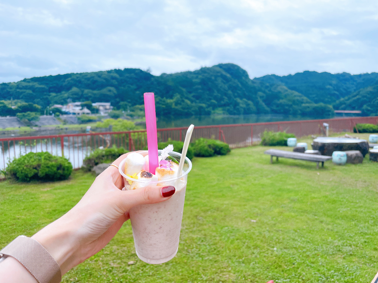 كIWiXC[cuł}V}ҁ[ȂVFCNvTŕt܂B}V}̃fR[V͎ɂĕύXB