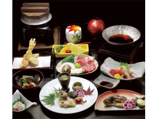 紅葉懐石セット(桜懐石セットは、お肉料理はございません)