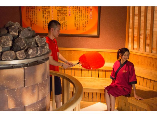 サウナの本場・フィンランドのサウナルームをベースに開発されたロウリュウ