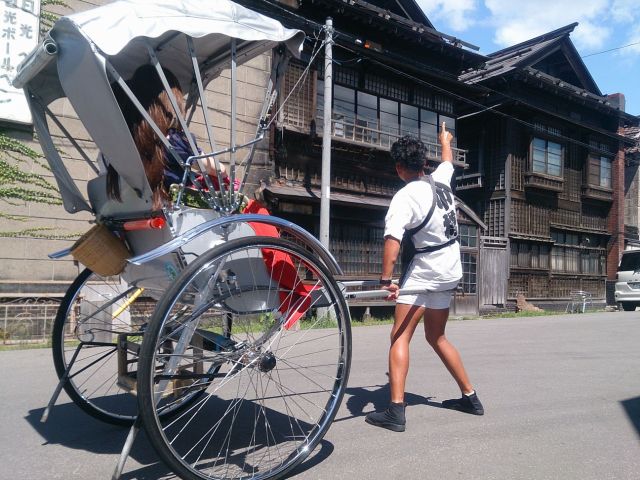 レトロ街をご案内