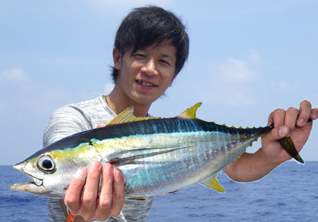 沖縄 本部 初心者大歓迎 パヤオで半日マグロ釣りコース 手ぶらでもok 海生活 じゃらん遊び体験