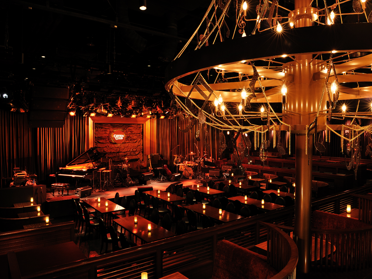 ɏ̉yɐgC ꂽЂƂƂBlׂ̈̋ɏG^[eCgENuICuӏ܃v