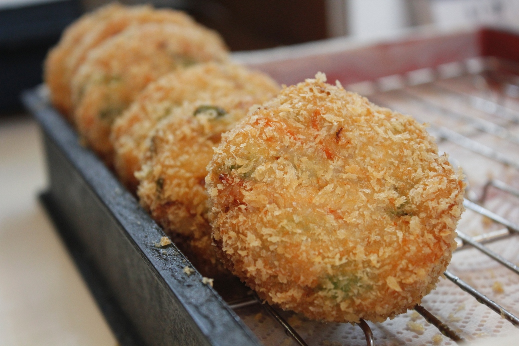 知る人ぞ知る、かまぼこ屋さんの天婦羅♪絶品です!