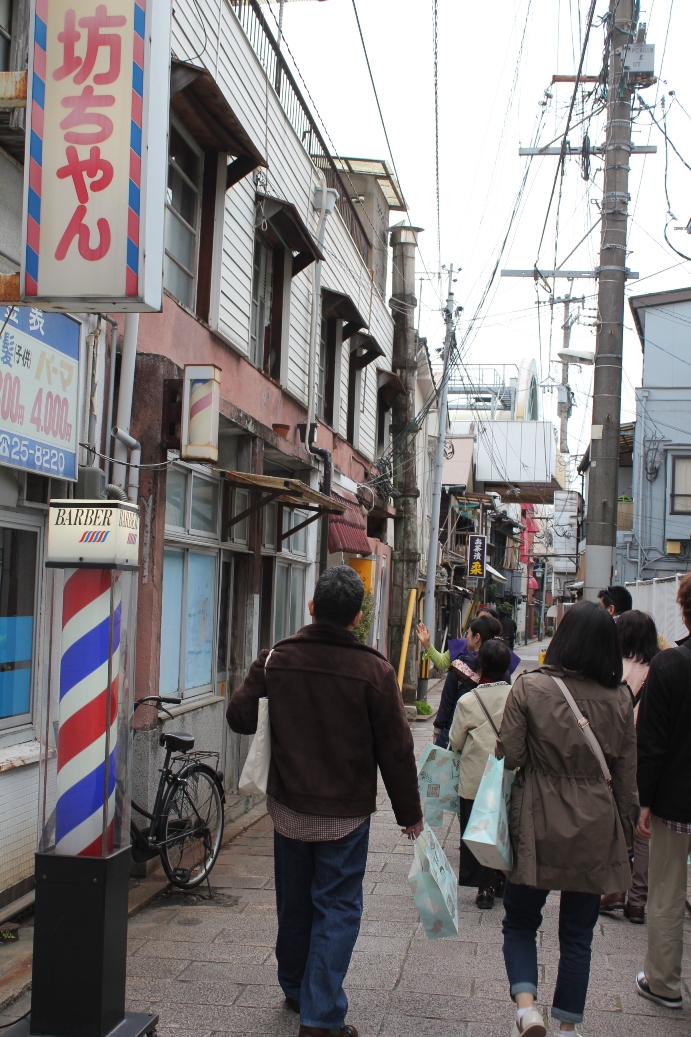 このコースも路地裏を歩きます♪