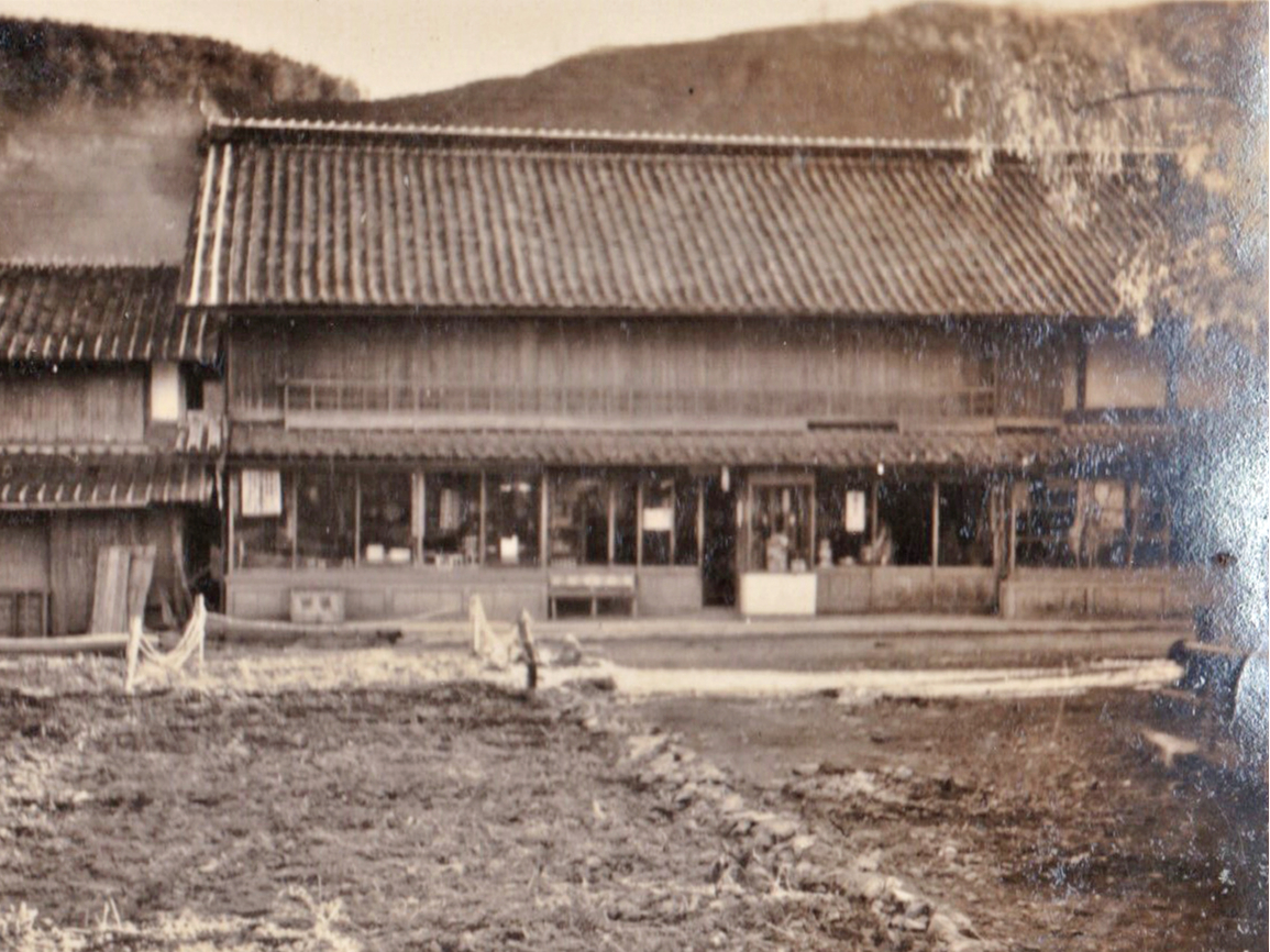 40NɌzꂽX̌́AɗB̉łgSݓXhłB