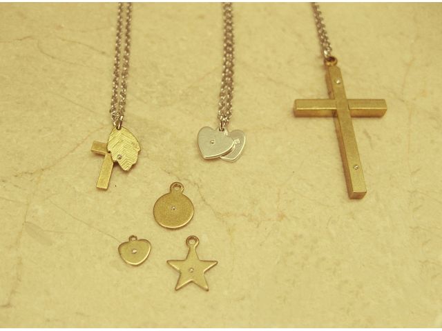 シルバーネックレス・クロスネックレス