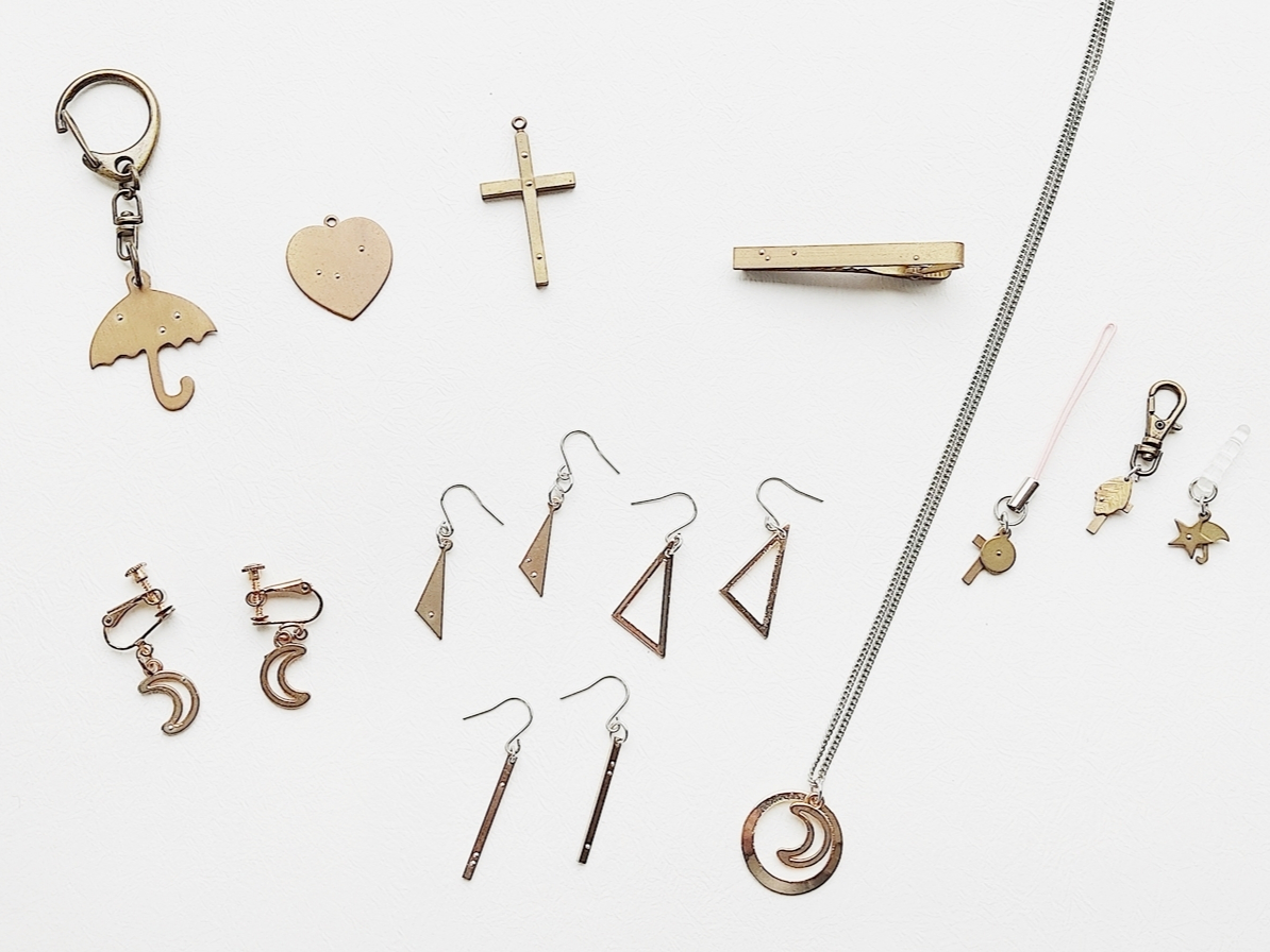 伝統金属工芸【加賀象嵌】(かがぞうがん)体験。ピアス・ネックレスなど制作 所要...