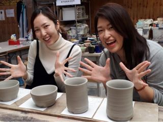 友達同士でワイワイとじっくりとゆっくり、楽しんで完成するまで創れます。是非楽しい思い出の一時にしてさいね