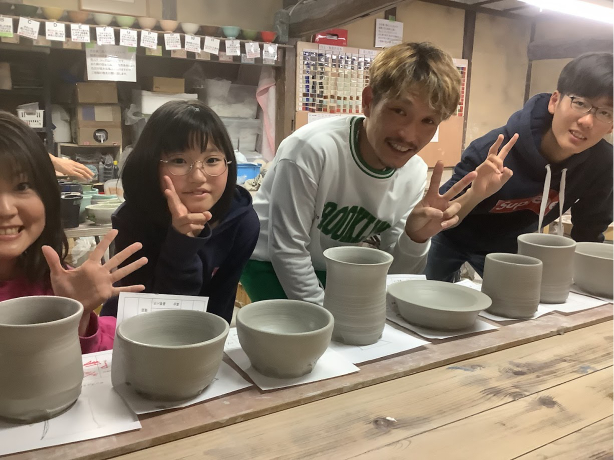 皆で記念撮影 笑顔が素敵ですね ゆっくり、じっくりと楽しめます 是非楽しい思い出の一時にして下さい