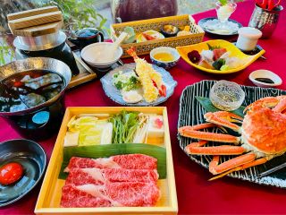 ズワイ蟹丸ごと1匹&まつなが牛すき焼き会席