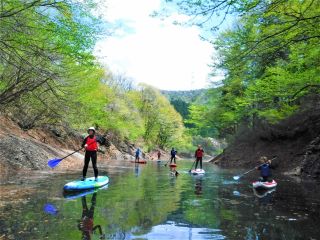 爽やかな新緑の季節は、水辺の美しい風景が映える とっておきのアウトドアおすすめシーズン!