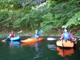 爽やかな新緑の季節は、水辺の美しい風景が映える とっておきのアウトドアおすすめシーズン!
