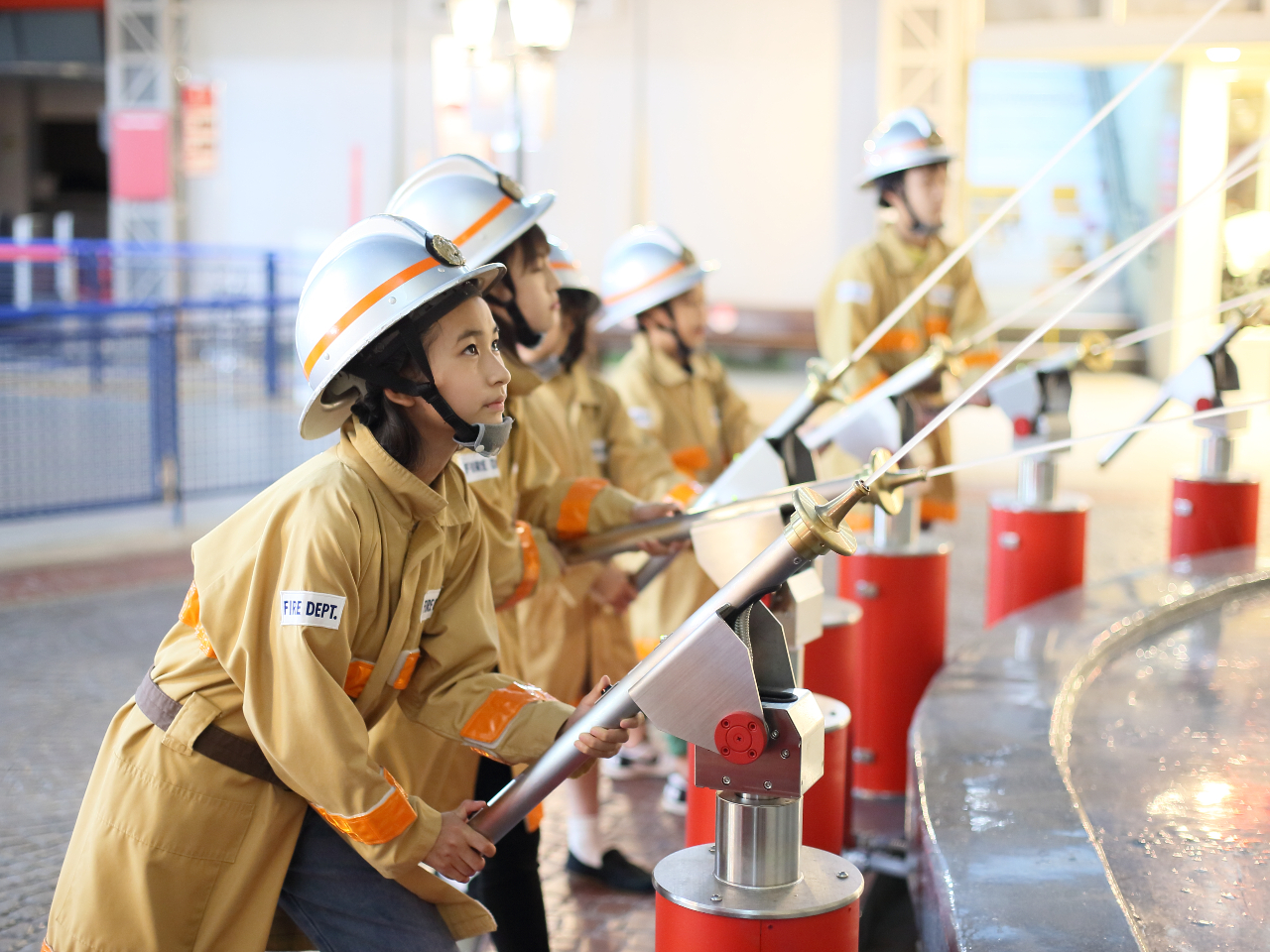 hprI͉Ύ~߂AЊQ̂Ƃɐl肷dł BhԂɏĉ΍ЌɍsA݂Ȃŗ͂킹ĕďΊs܂B