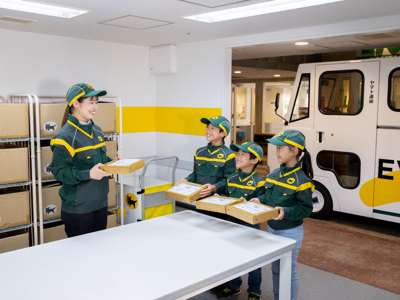 ���߂Ă̕��ɂ����S���đ̌�����������悤�A�X�^�b�t����������ƃT�|�[�g���܂��B 