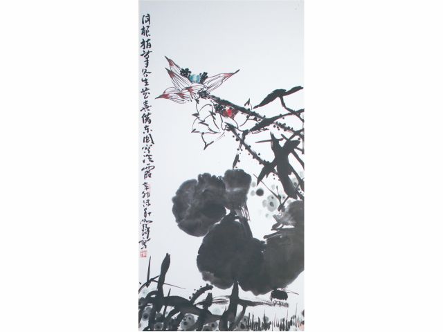 蓮(はす)は崔先生がお好きなモチーフであり、この作品はレストランのお皿にも使用されています。